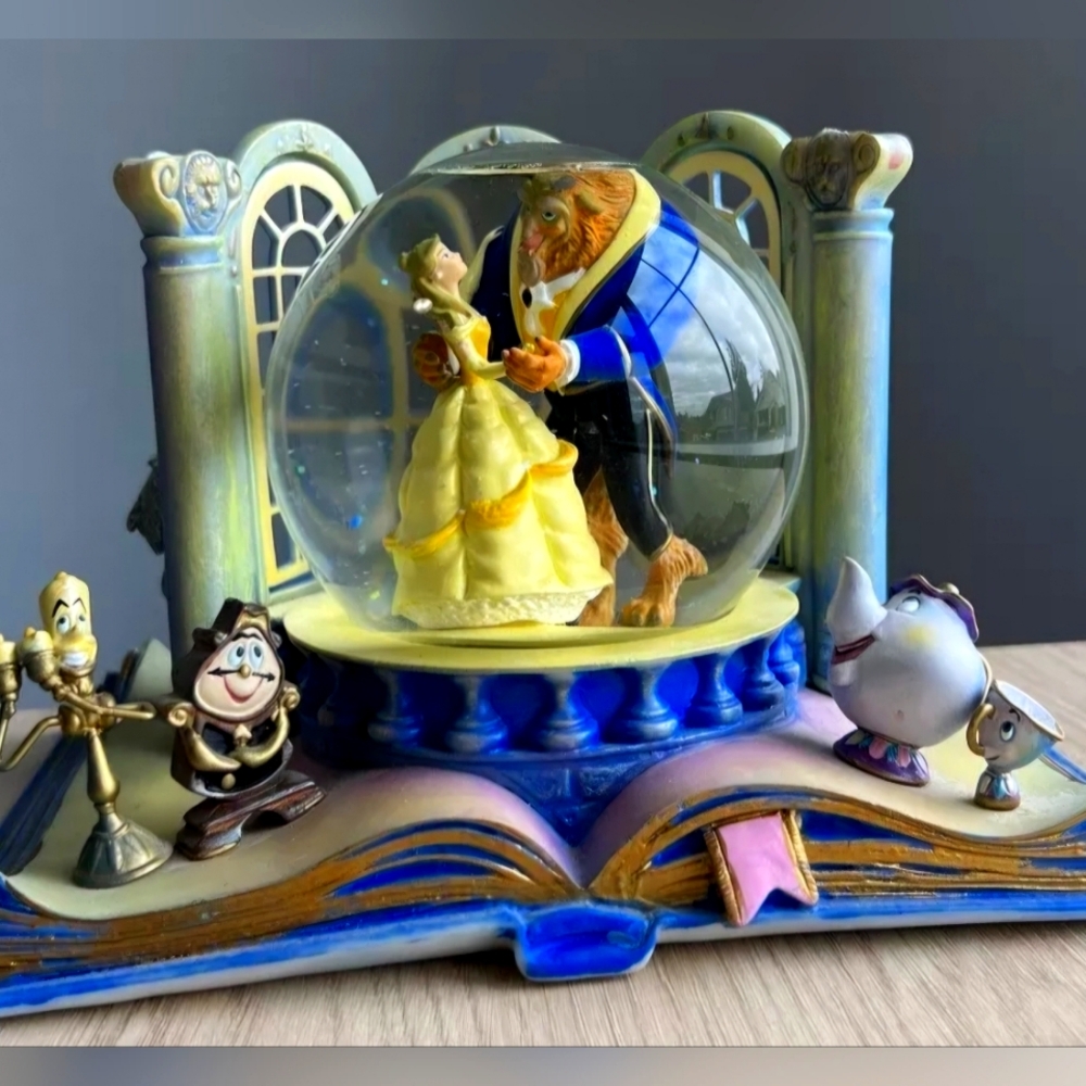 Disney hallmark beauty and the beast snow globe